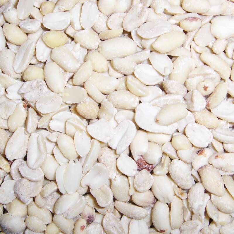 Premium Erdnüsse blanchiert halbe ganze