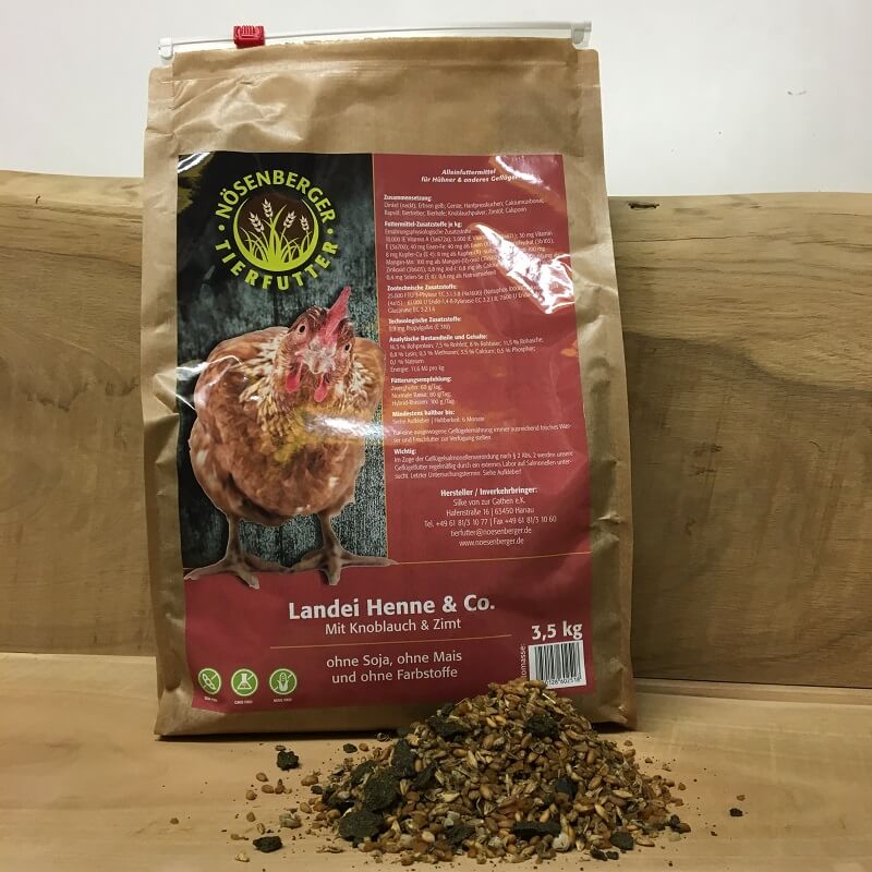 Hühnerfutter mit Knoblauch und Zimt
