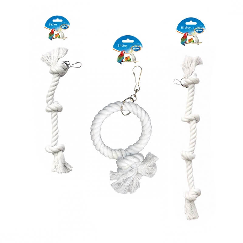 Seile und Ringe aus Sisalseil in verschiedenen Größen