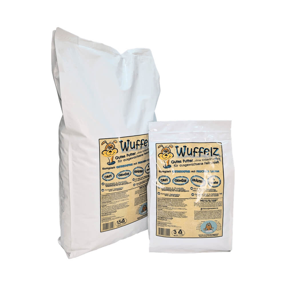 Wuffelz mit Lamm gruppiert